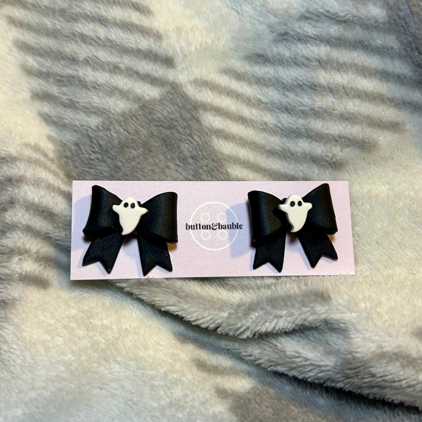 Ghostly Bow Studs